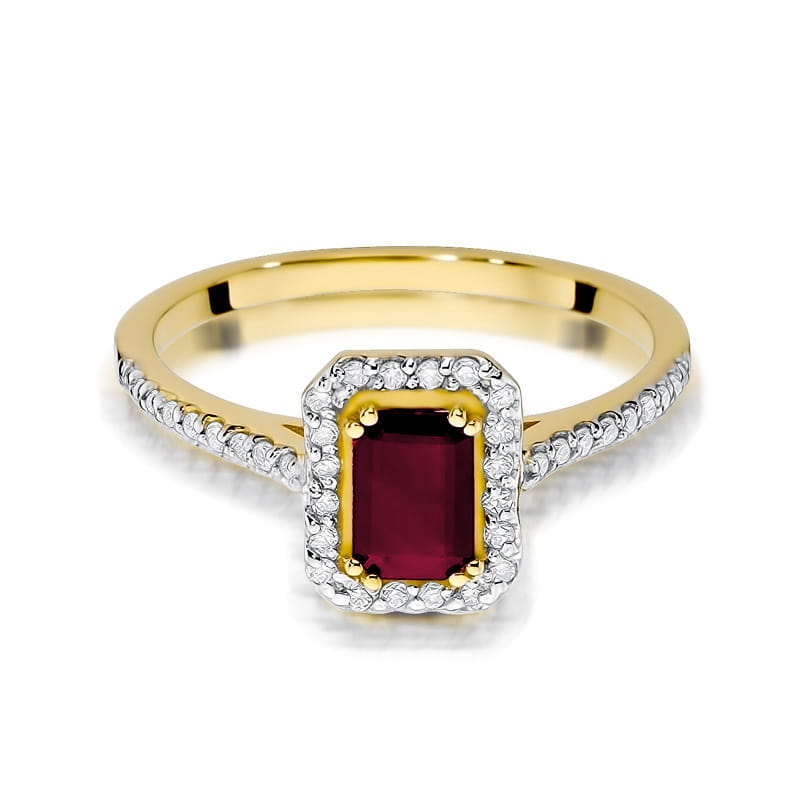 Gold Ring With Ruby And Diamonds