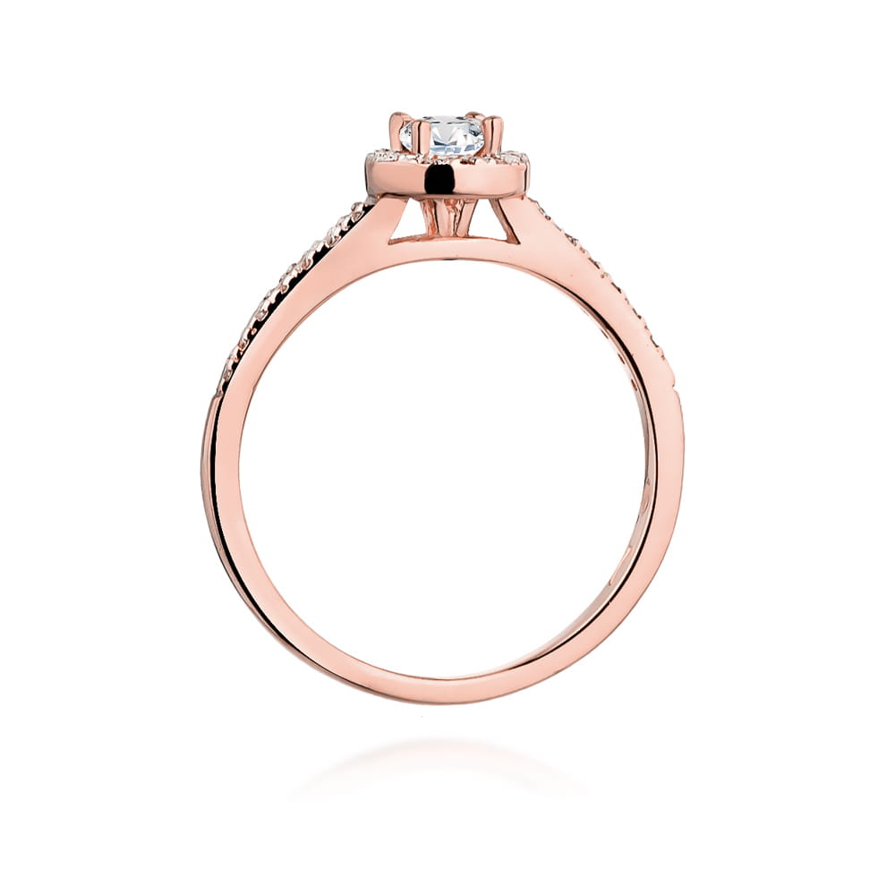 Gold Ring With Diamonds