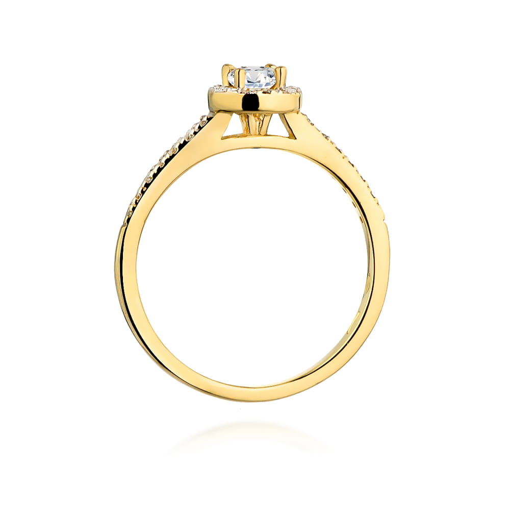 Gold Ring With Diamonds