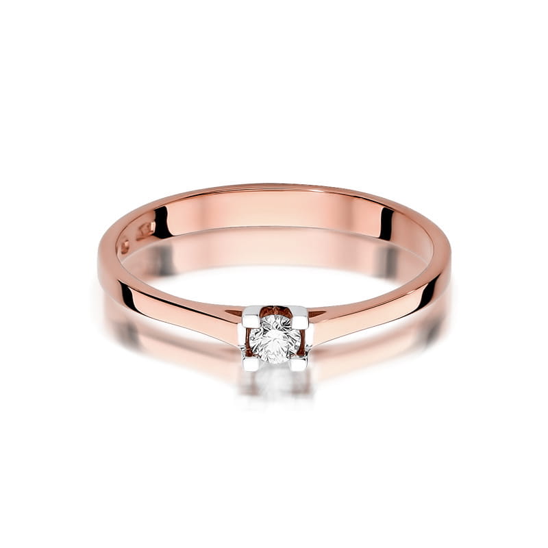 Gold Ring With Diamond