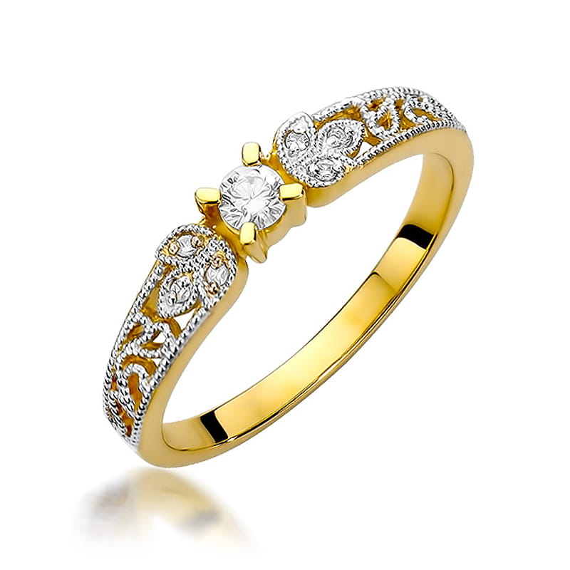 Gold Ring With Diamonds