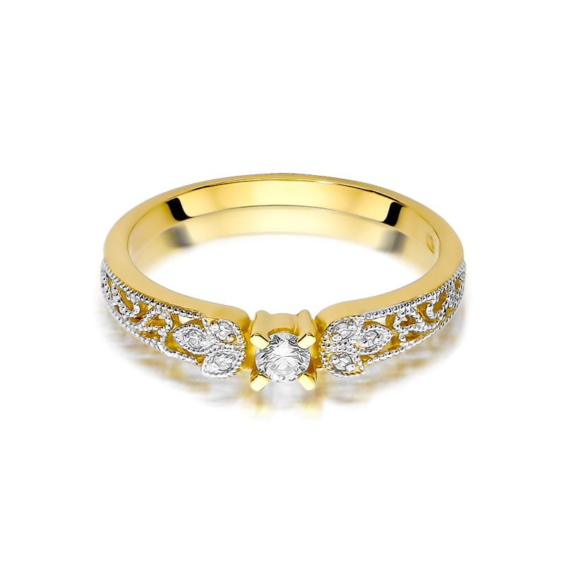 Gold Ring With Diamonds