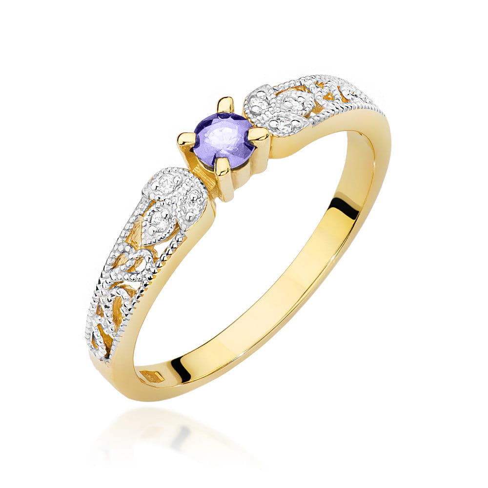 Gold Ring With Tanzanite And Diamonds