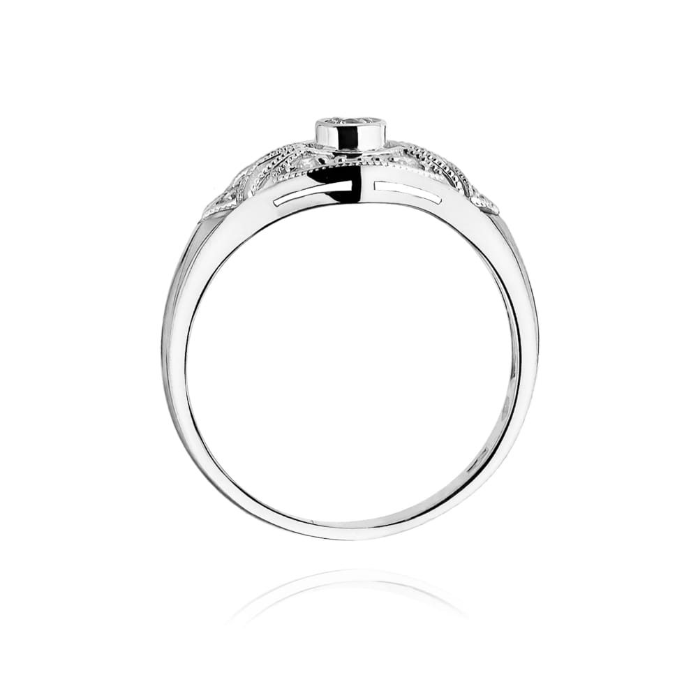 Gold Ring With Diamonds