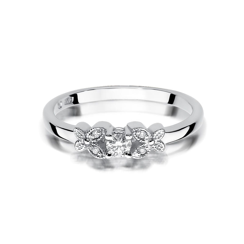 Gold Ring With Diamonds