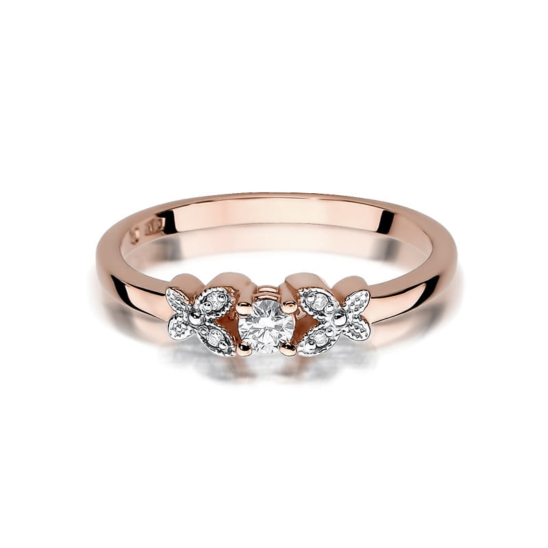 Gold Ring With Diamonds
