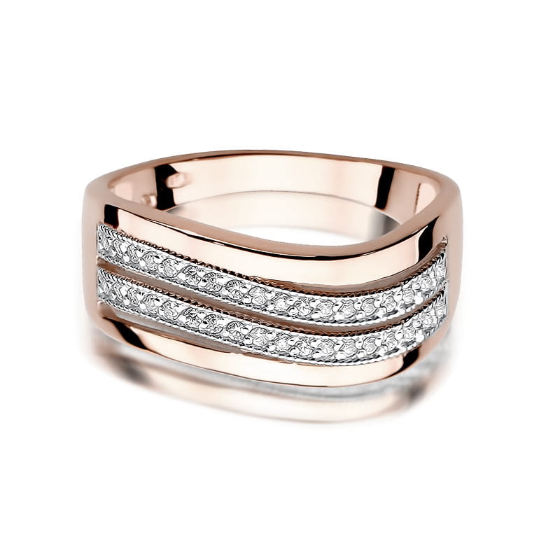 Gold Ring With Diamonds