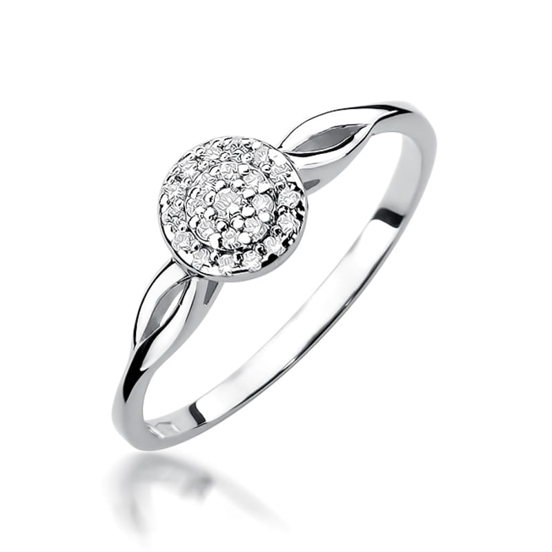 Gold Ring With Diamonds