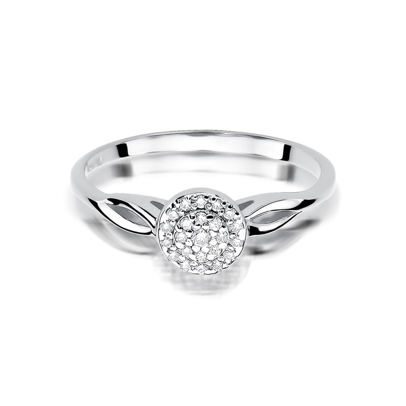 Gold Ring With Diamonds