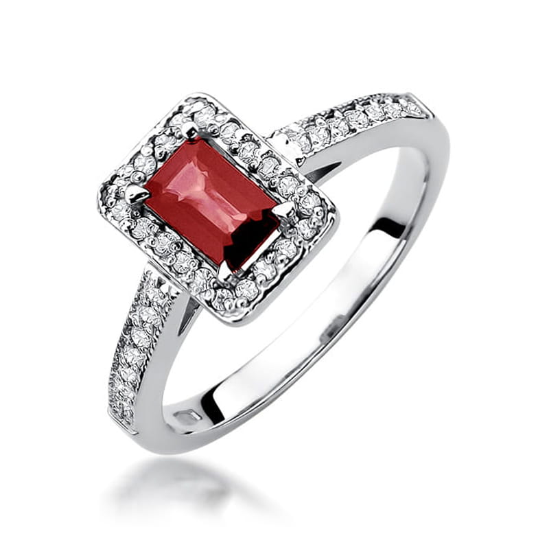 Auksinis Žiedas Su Rubinu Ir Deimantais