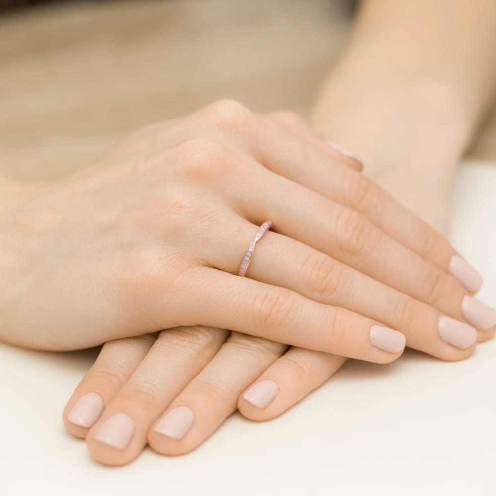 Auksinis Žiedas Su Deimantais