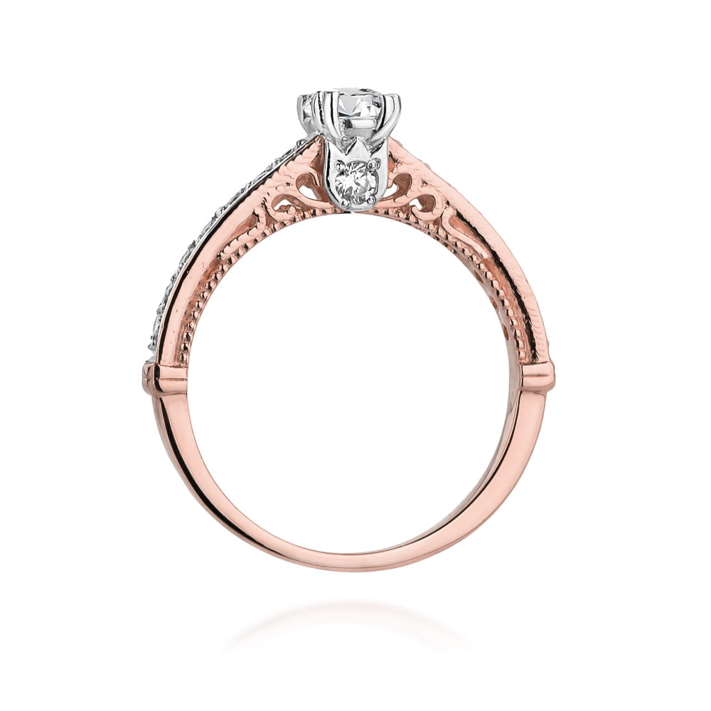 Auksinis Žiedas Su Deimantais