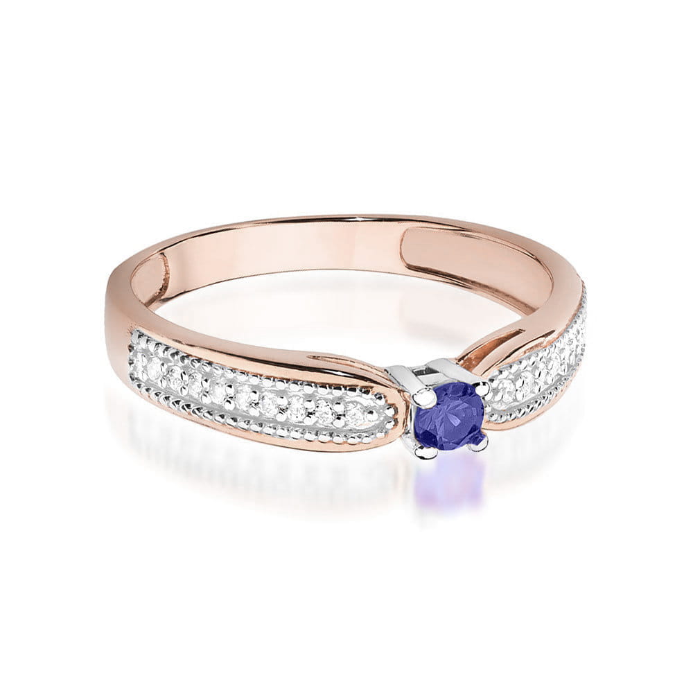 Gold Ring With Tanzanite And Diamonds