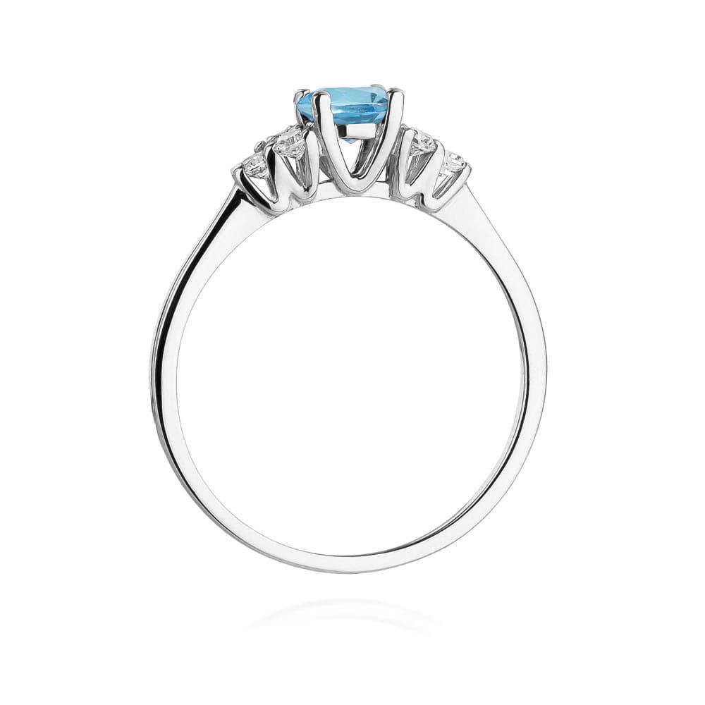 Gold Ring With Topaz And Diamonds