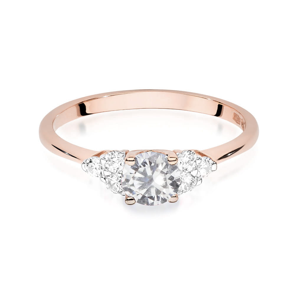 Auksinis Žiedas Su Baltu Safyru Ir Deimantais