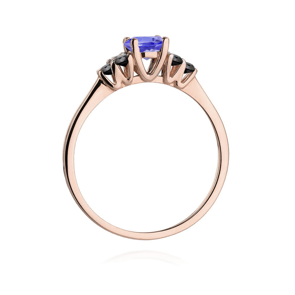 Gold Ring With Tanzanite And Black Diamonds