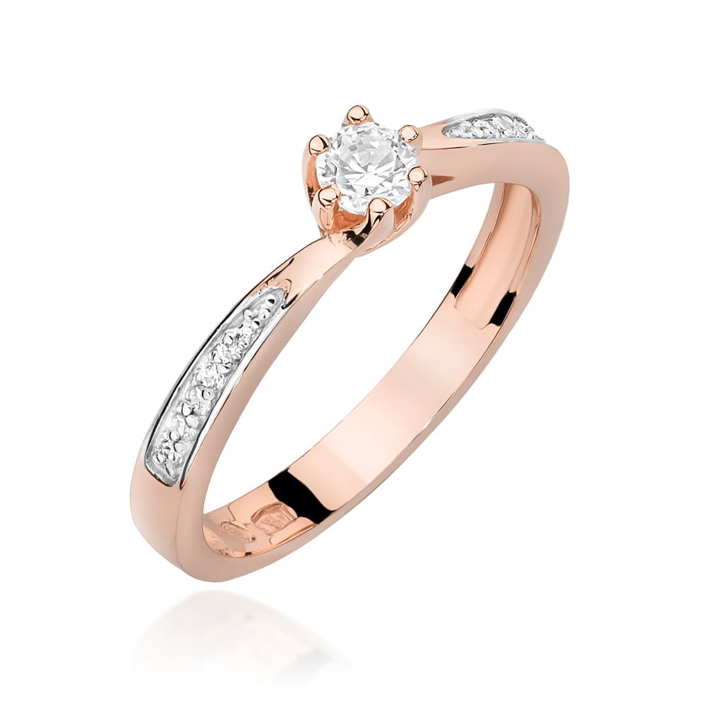 Gold Ring With Diamonds