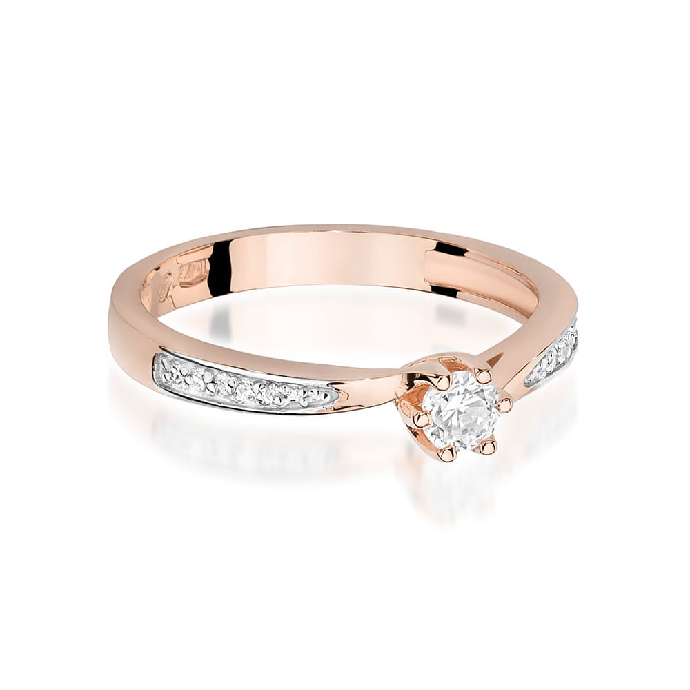 Gold Ring With Diamonds