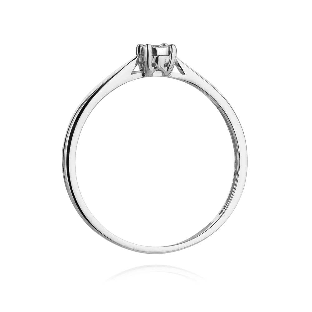 Gold Ring With Diamond