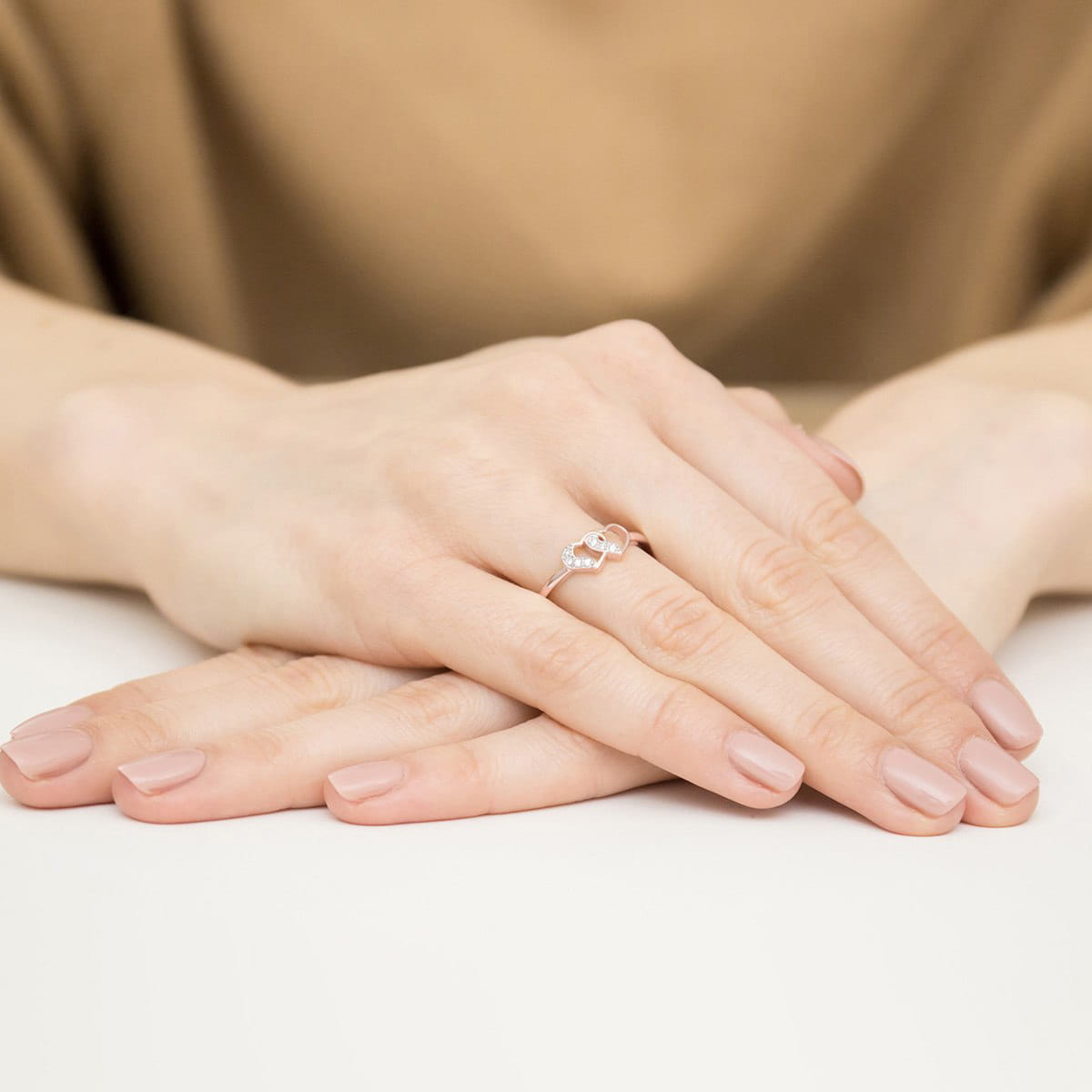 Auksinis Žiedas Su Deimantu