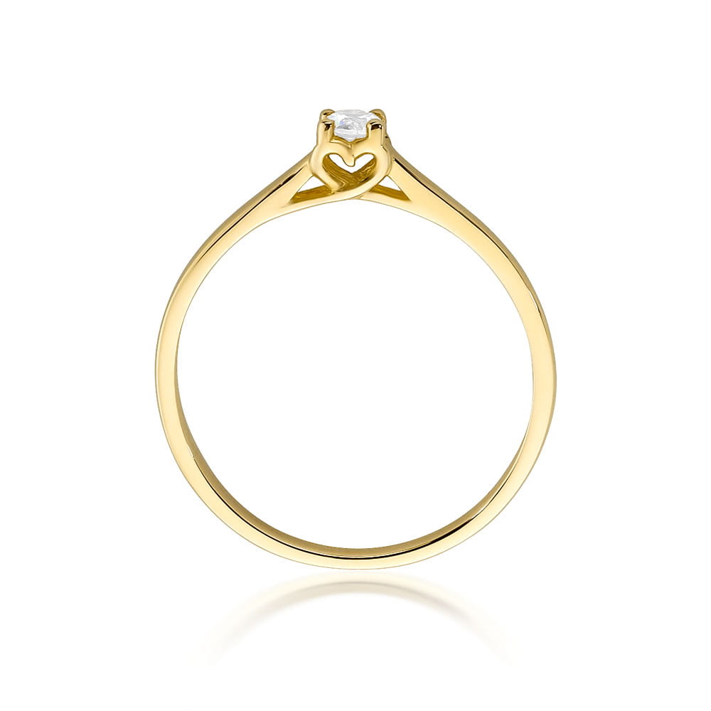 Gold Ring With Diamonds