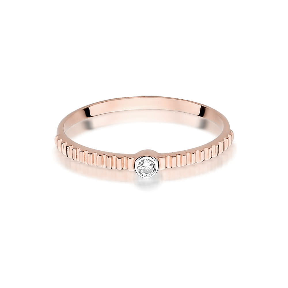 Gold Ring With Diamond