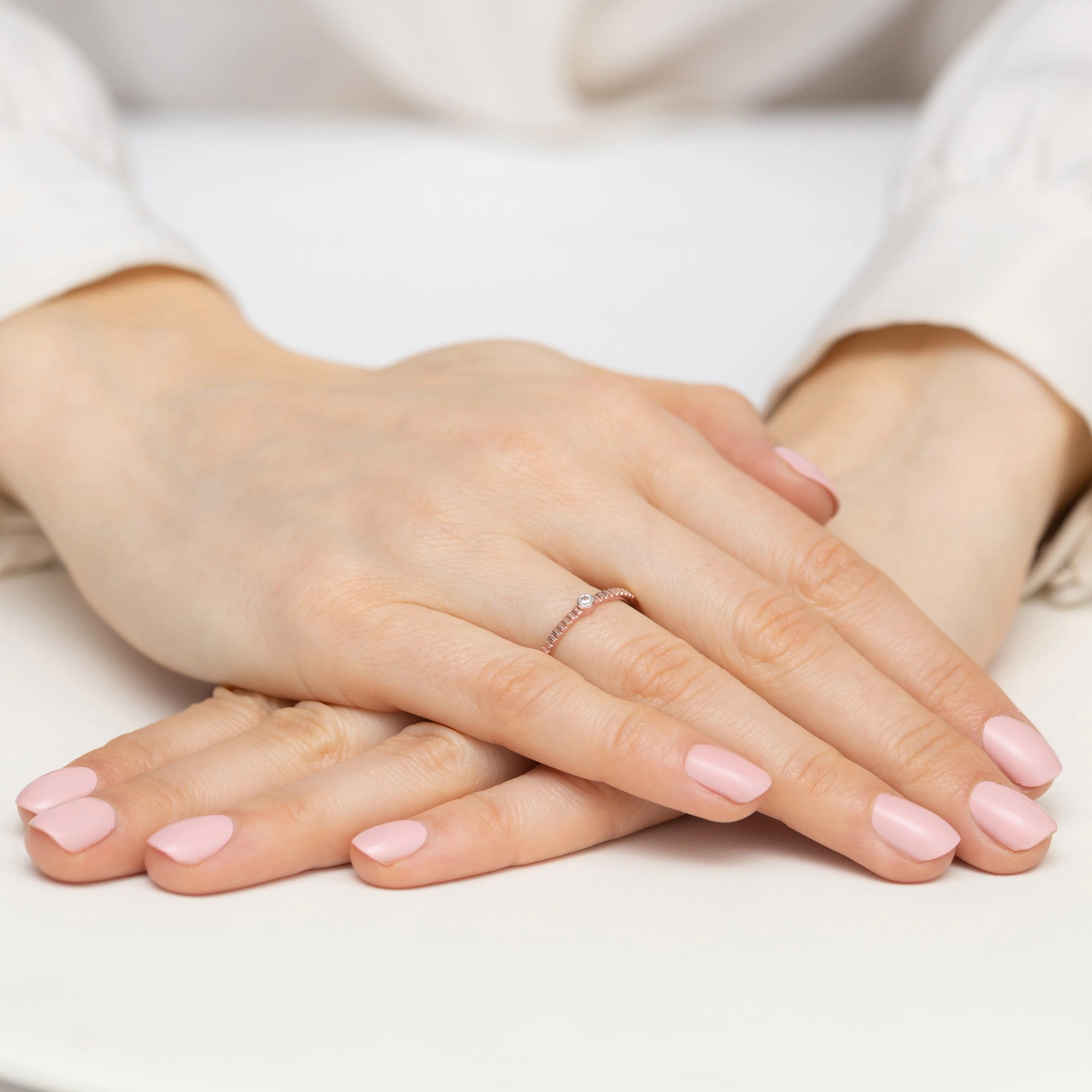 Auksinis Žiedas Su Deimantu