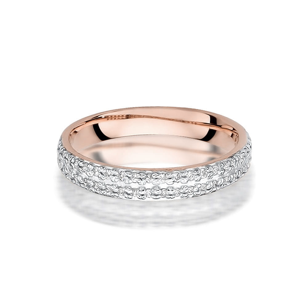 Gold Ring With Diamonds