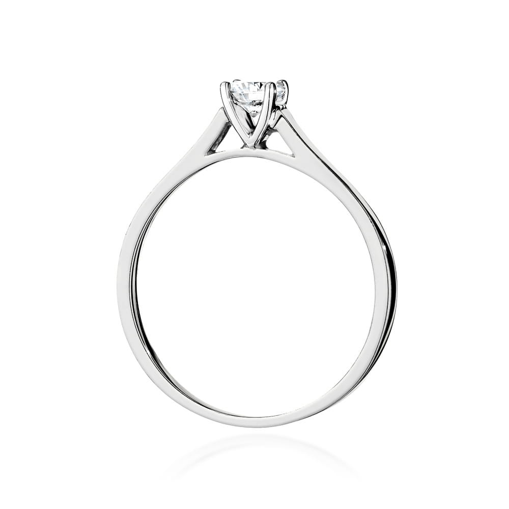 Gold Ring With Diamond