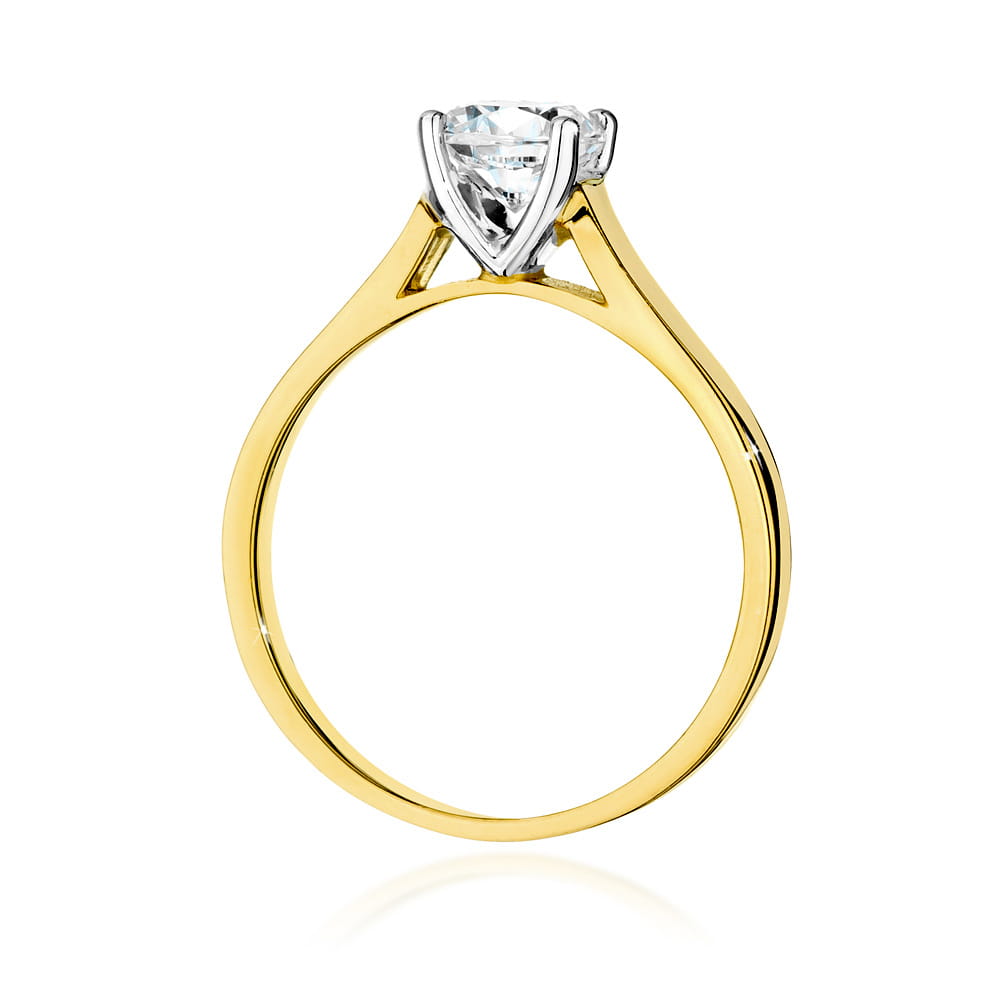 Gold Ring With Diamond