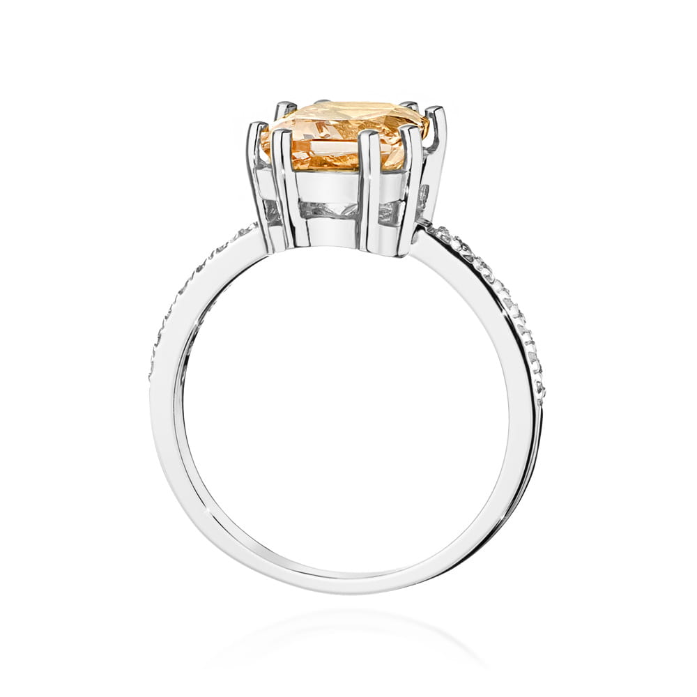 Gold Ring With Morganite And Diamonds