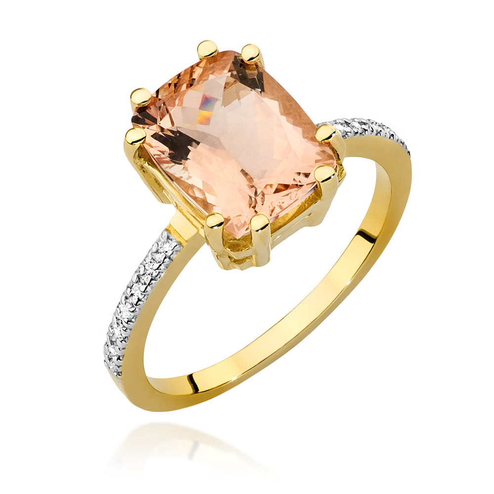 Gold Ring With Morganite And Diamonds