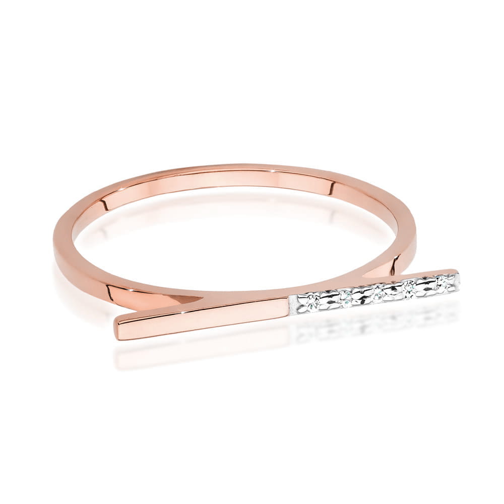 Gold Ring With Diamonds