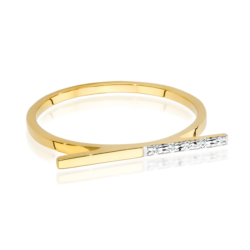 Gold Ring With Diamonds