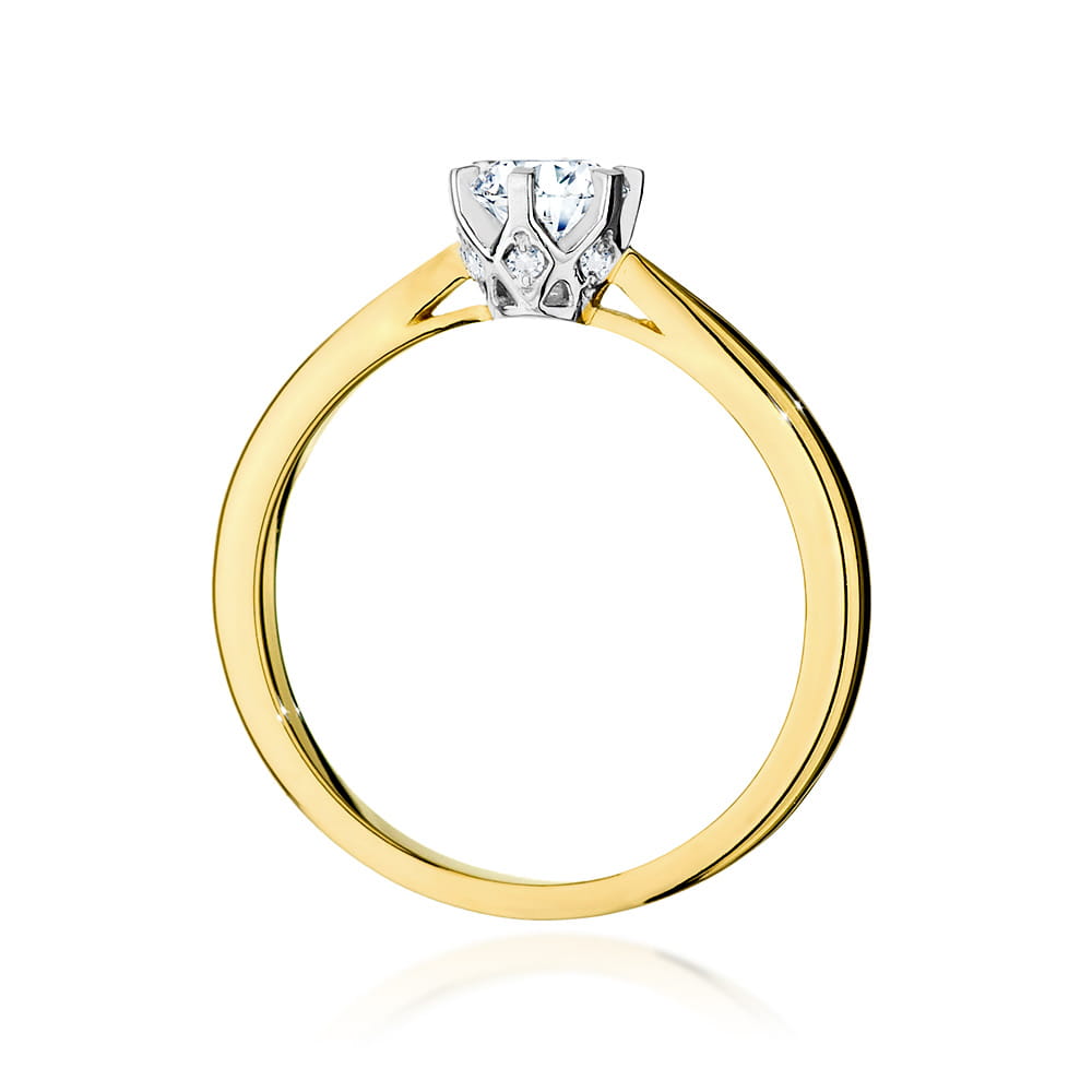 Gold Ring With Diamonds