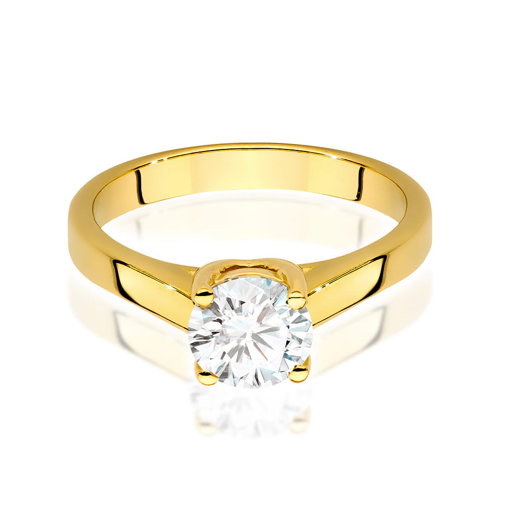 Gold Ring With Diamond