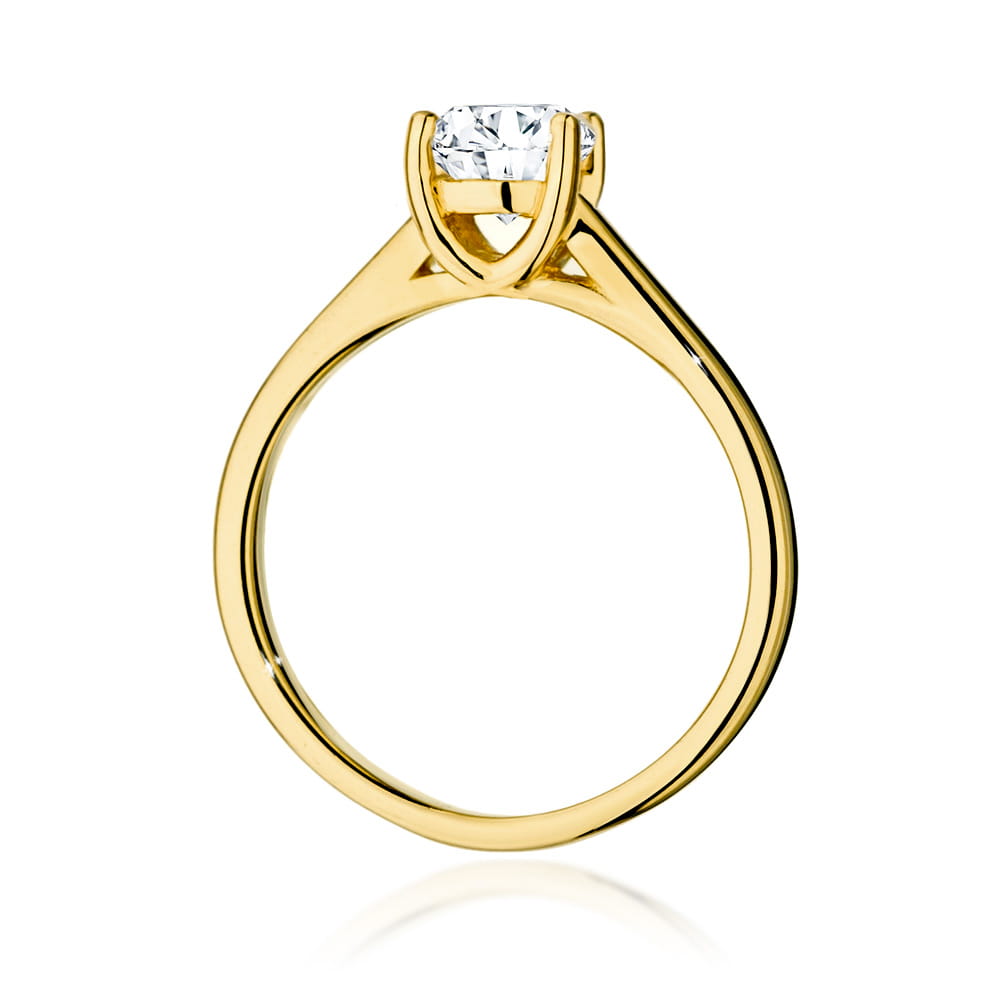 Gold Ring With Diamond