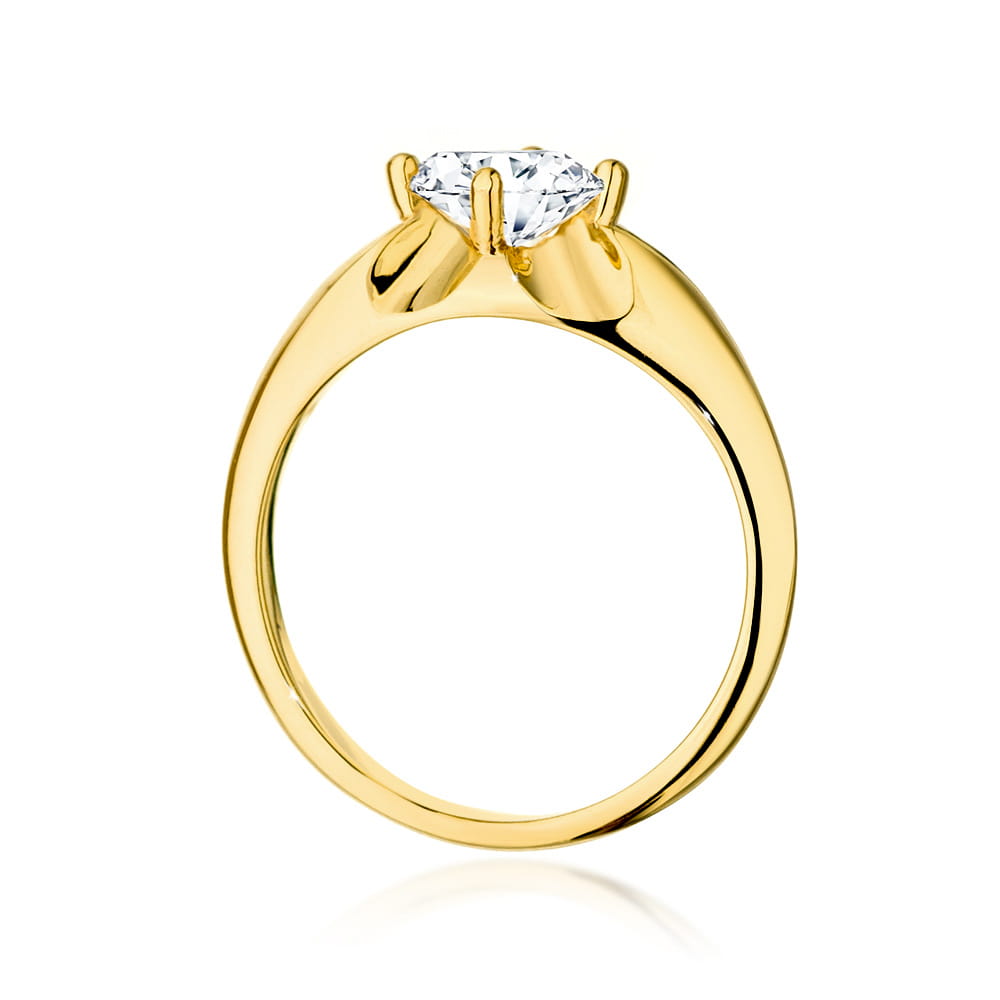 Gold Ring With Diamond