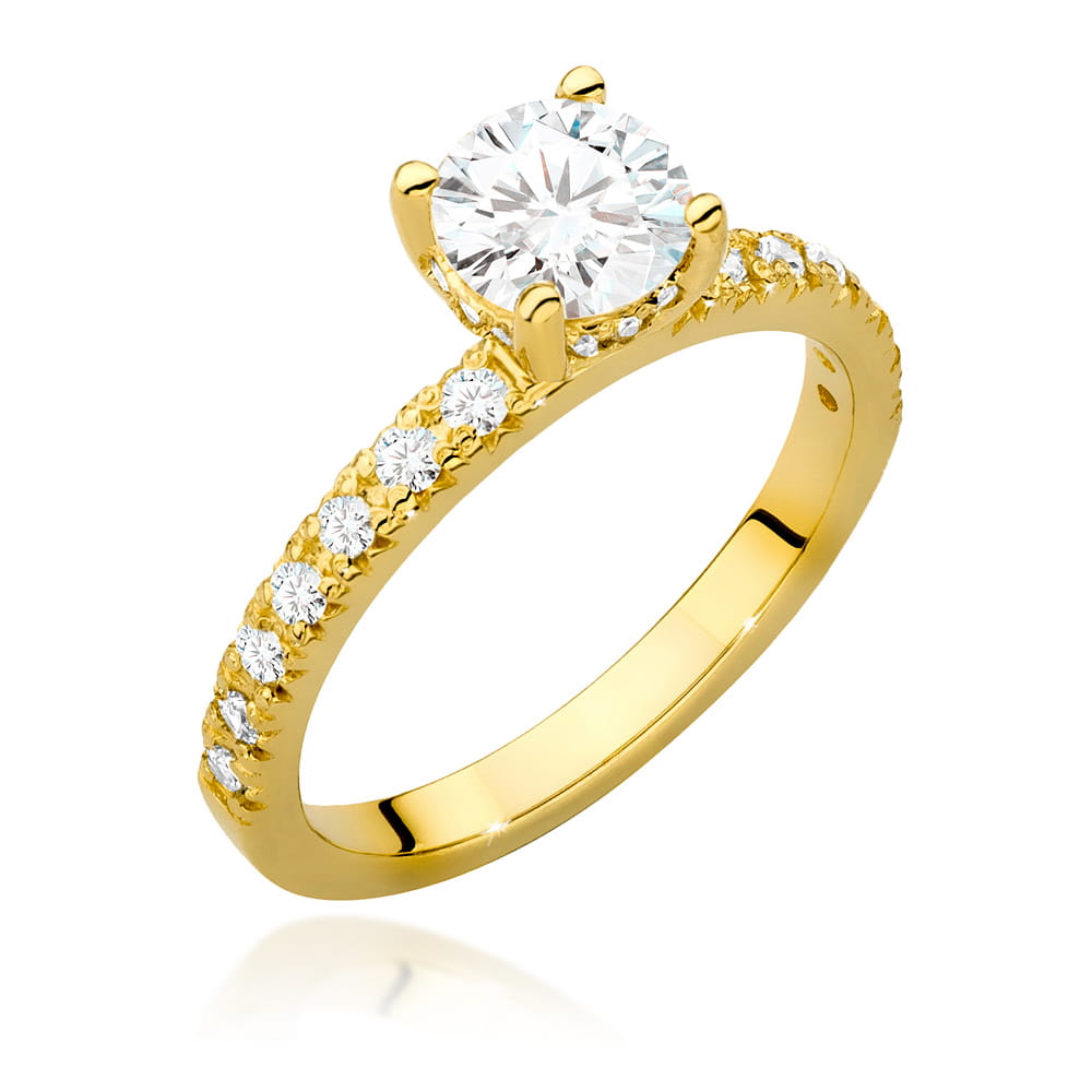 Gold Ring With Diamonds