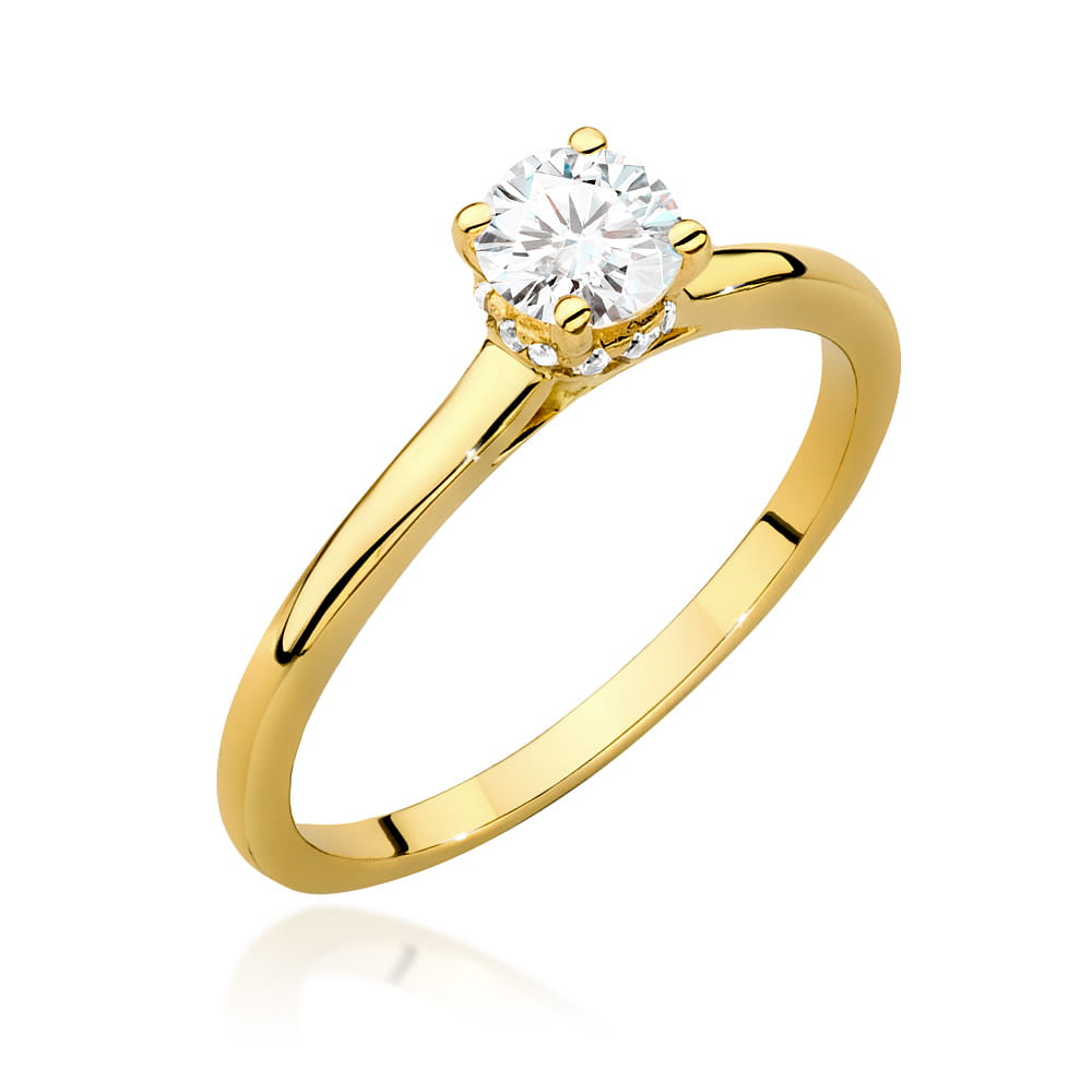 Gold Ring With Diamonds