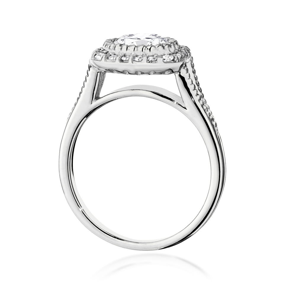 Gold Ring With Diamonds