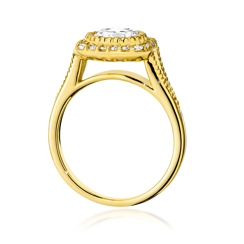 Gold Ring With Diamonds