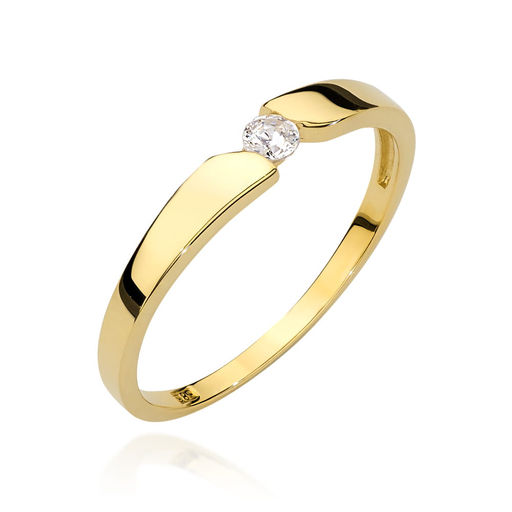 Gold Ring With Diamond