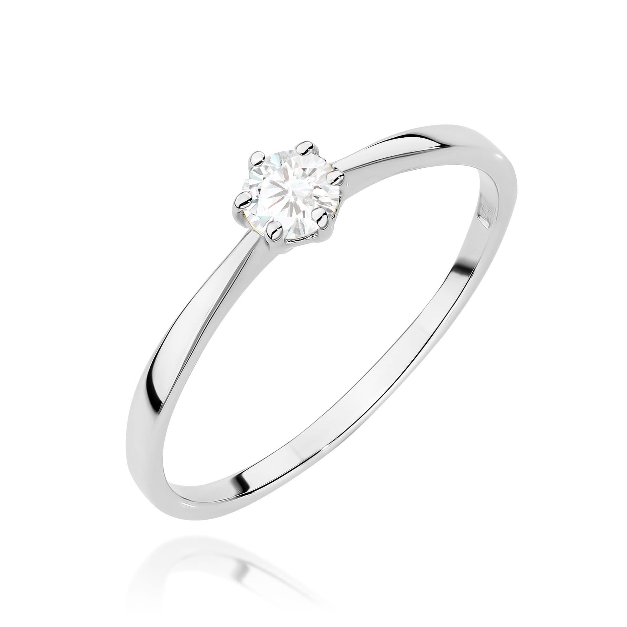 Gold Ring With Diamond