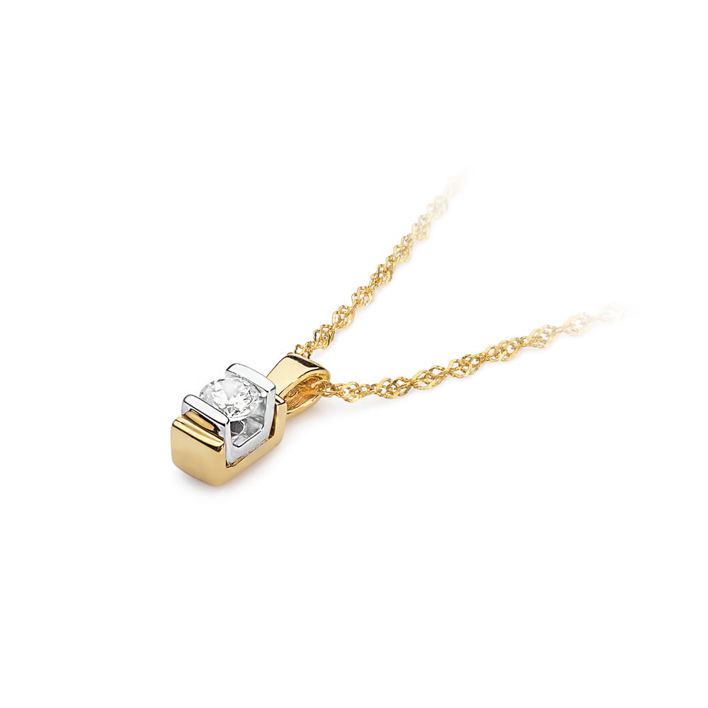 Gold Pendant With Diamond
