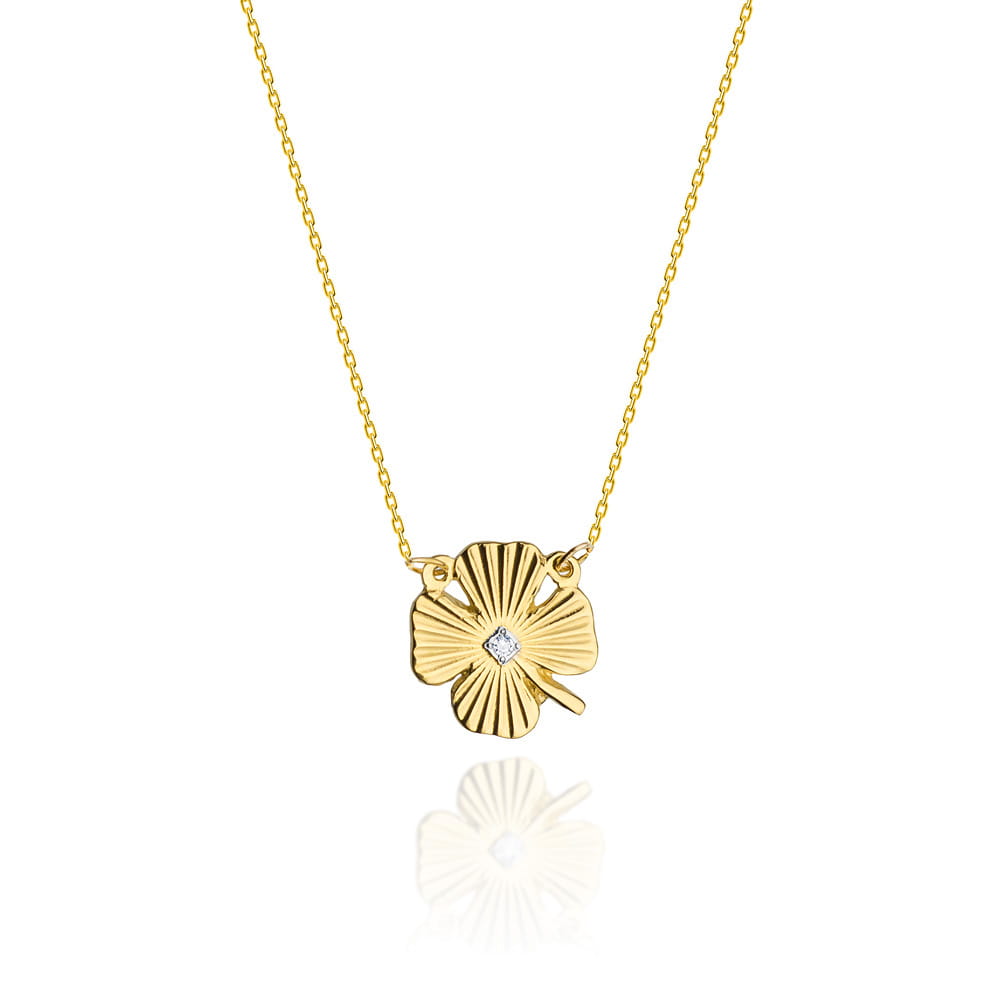 Gold Chain With Diamond Pendant