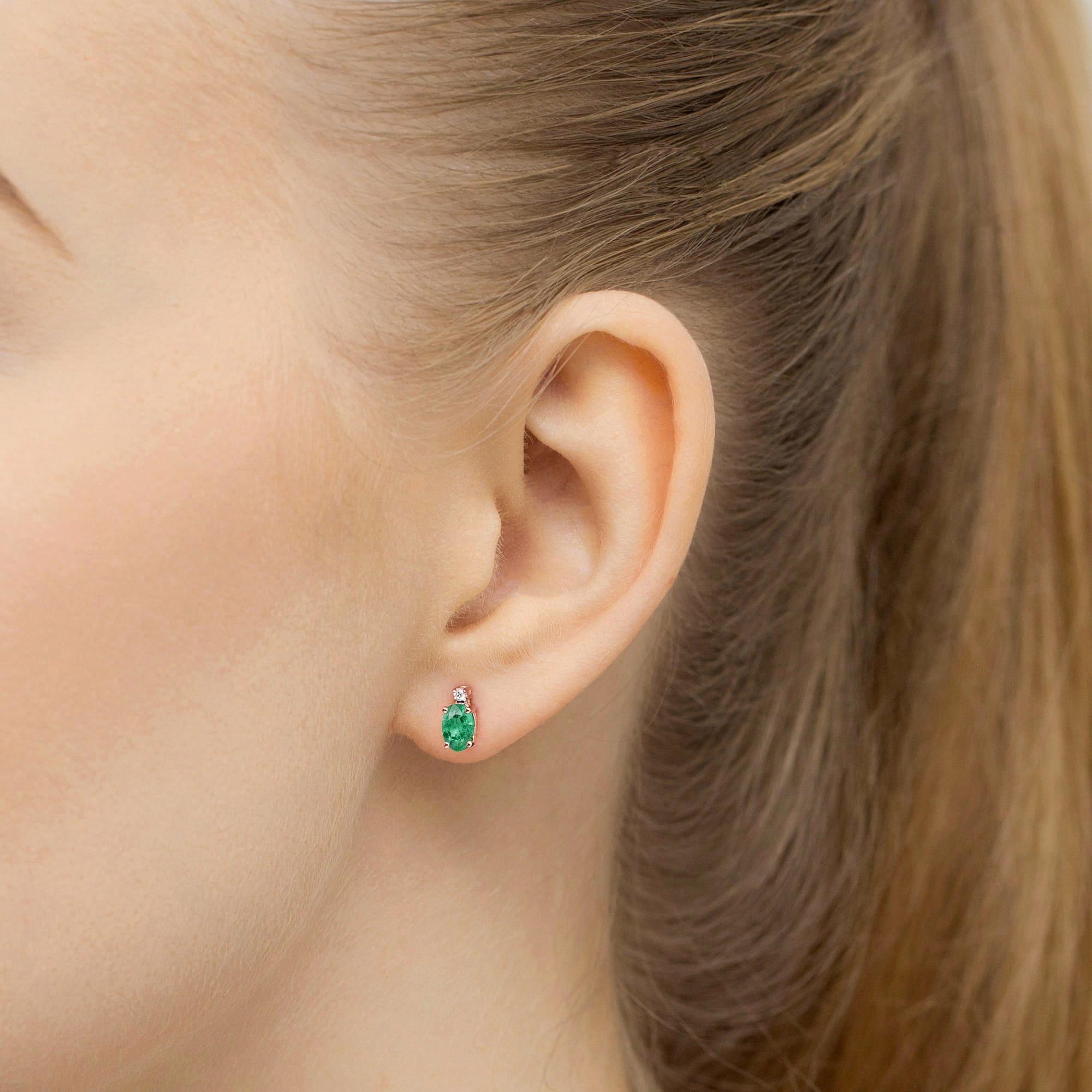 Gold Earrings With Emeralds And Diamonds