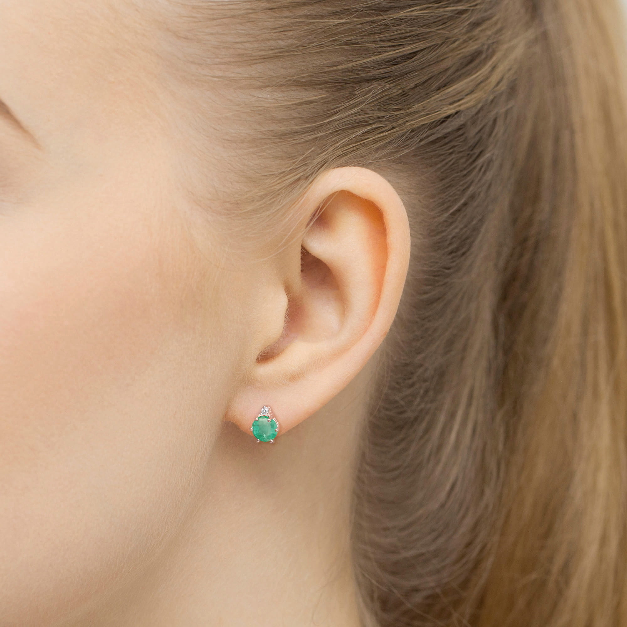Gold Earrings With Emeralds And Diamonds