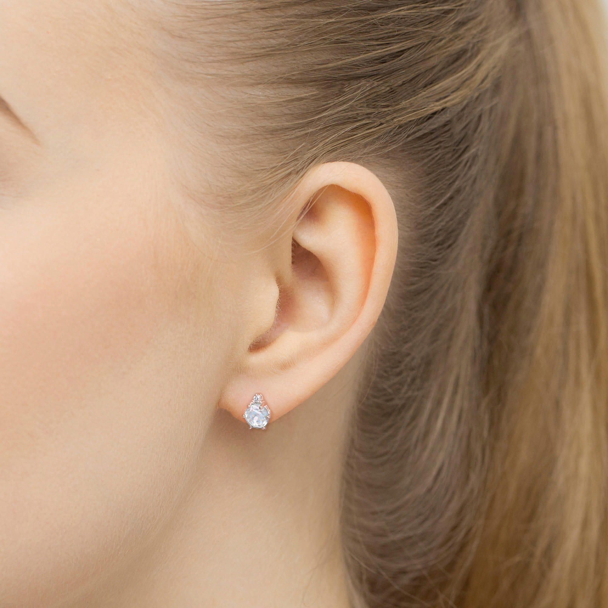 Gold Earrings With White Sapphires And Diamonds