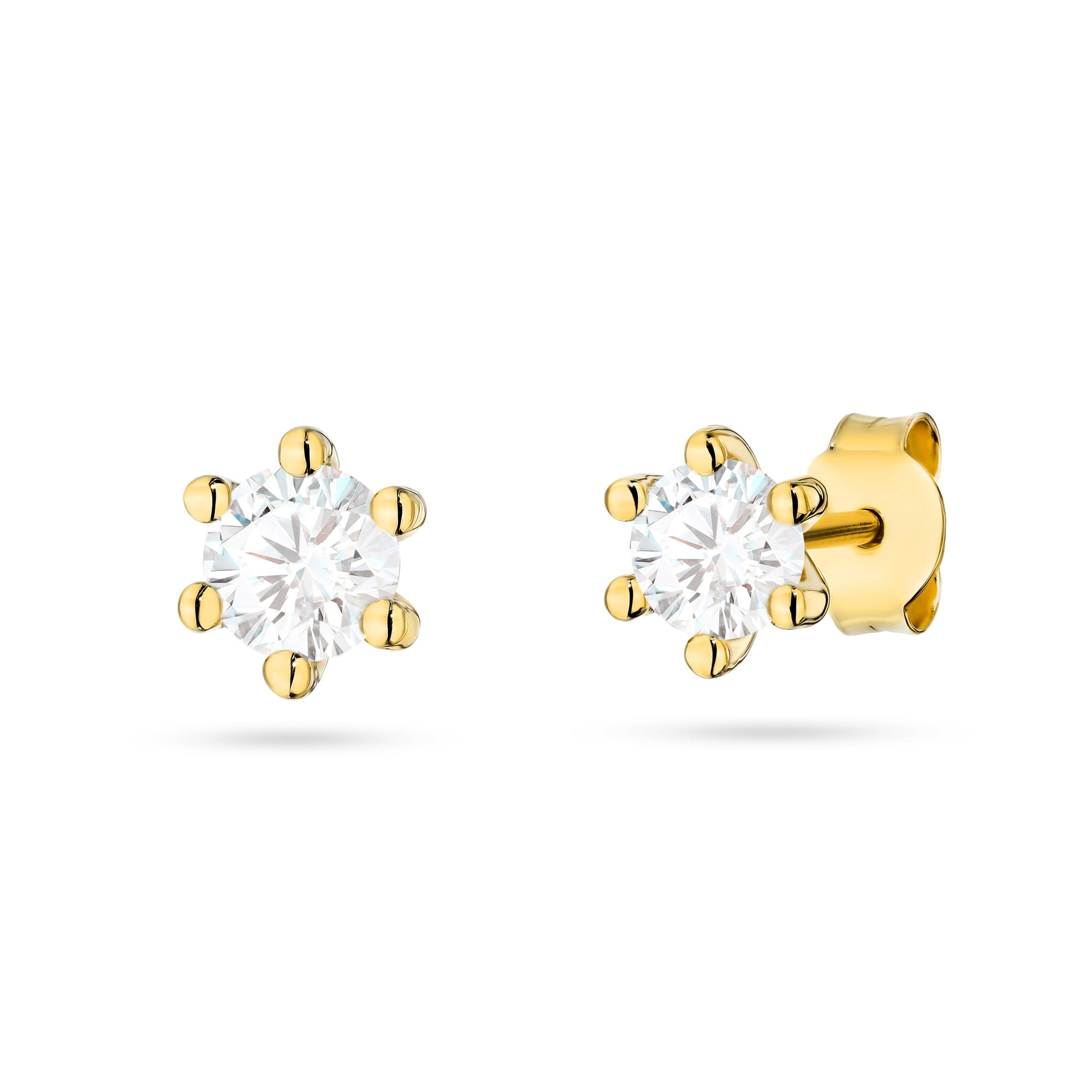 Gold Earrings With Lab-Grown Diamonds